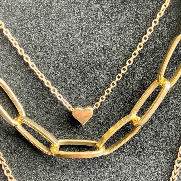 Gold Layered Necklace with Padlock Pendant & Heart - Picture 2 of 2